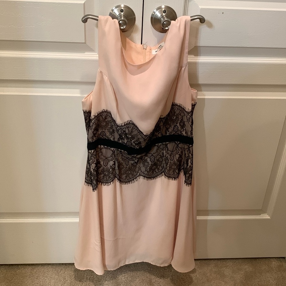 👗 monteau LA Dress M 👗